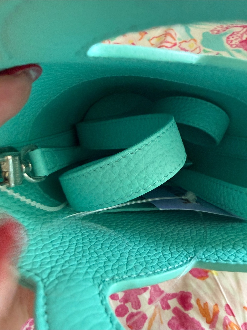 Tiffany & Co. Aqua Pebbled Leather Heart-Top Crossbody Bag - Picture 4 of 8